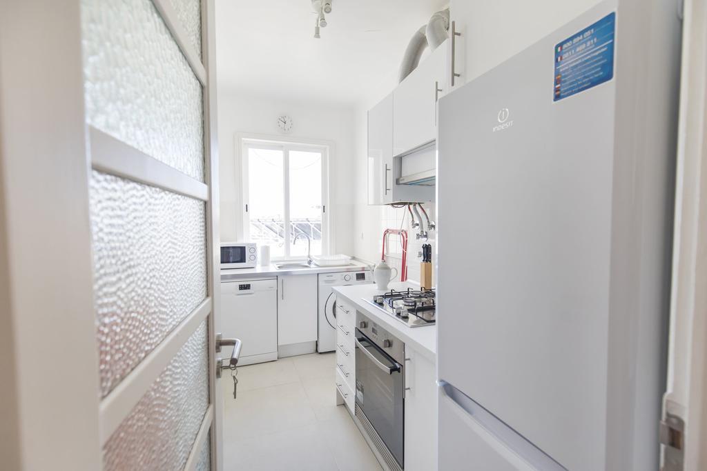 Lovelystay - Bonsai Light And Comfort Flat Lisboa الغرفة الصورة