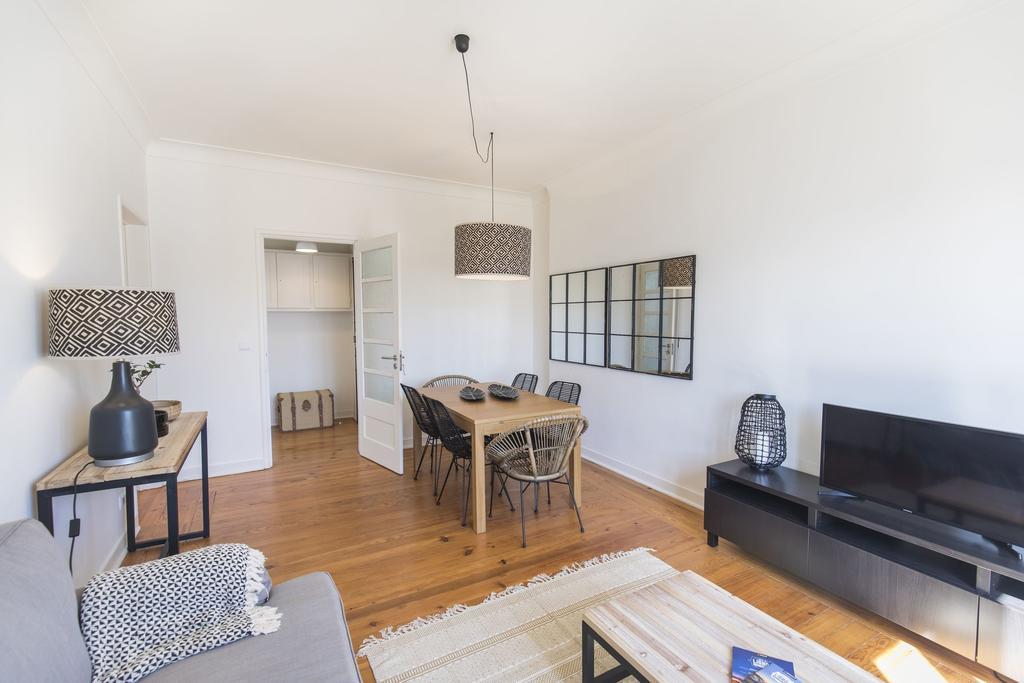 Lovelystay - Bonsai Light And Comfort Flat Lisboa الغرفة الصورة